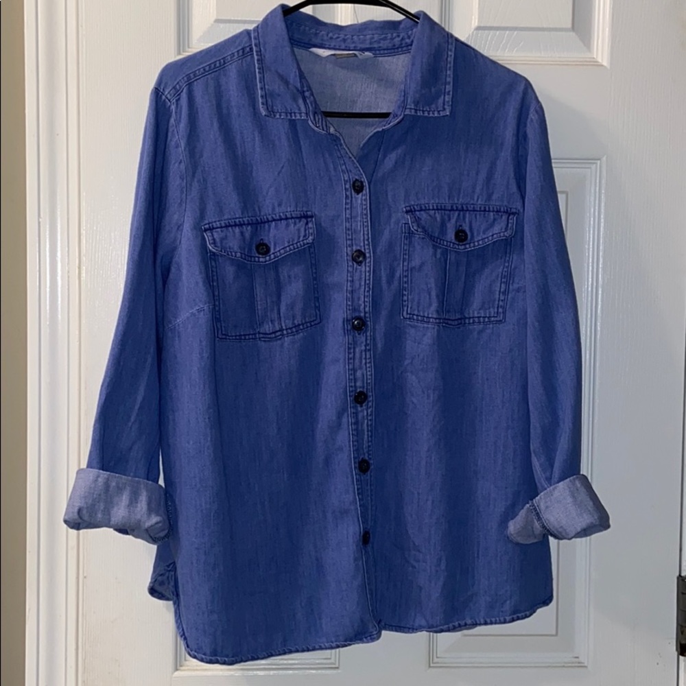 Old Navy Chambray Denim Button Down Shirt
